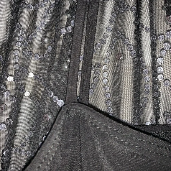 MSK Women's New Asymmetrical PL Beaded & pearl like Overlay …Gown in black 😎 - Picture 10 of 11